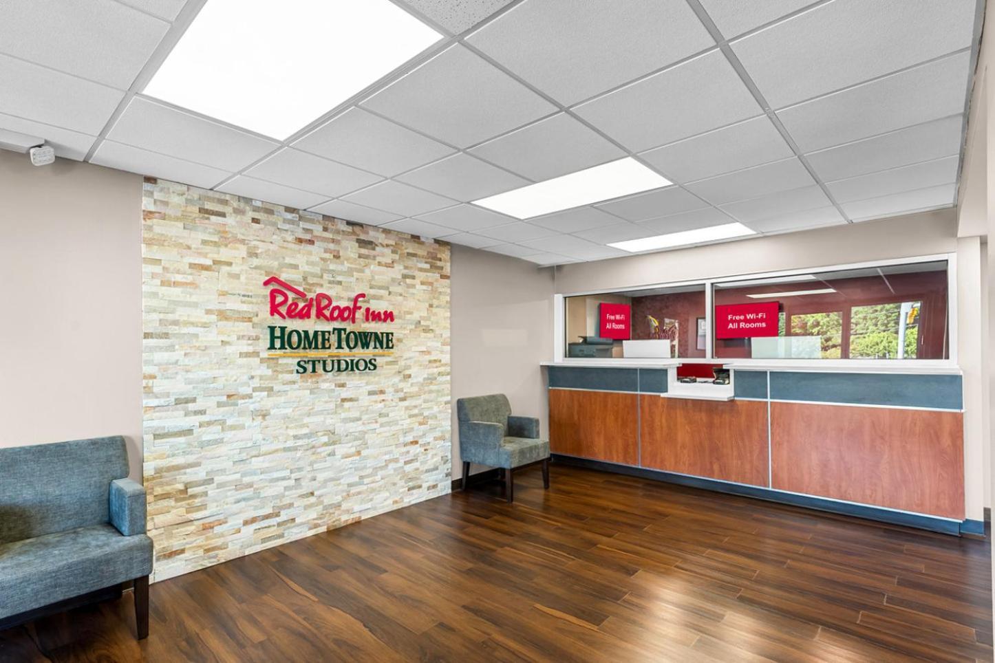 Red Roof Inn Richmond - Airport Sandston Exterior photo